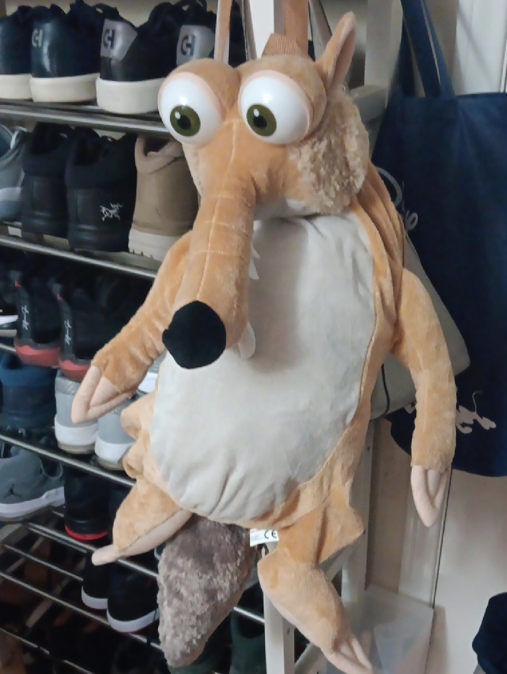 Ice Age - Scratch Plush  Toy Backpack - NWOT